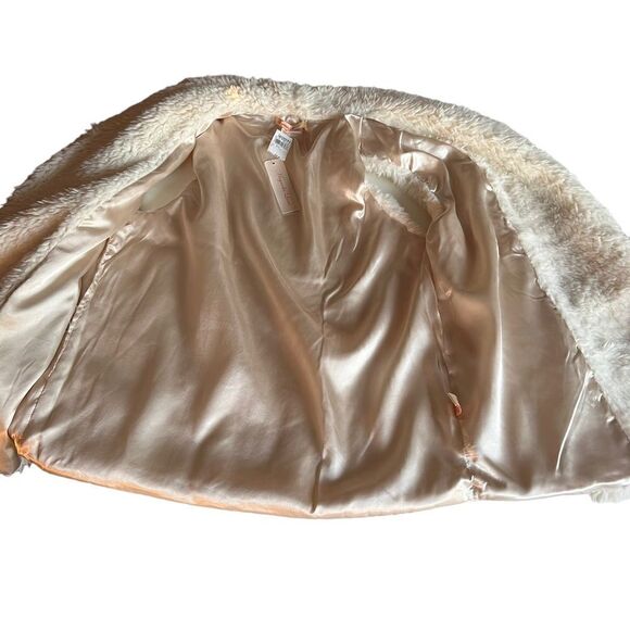 Magnolia Lane Fluffy Cozy Tunic Vest - w/ Pockets. Sz L - NWT. - Picture 8 of 11